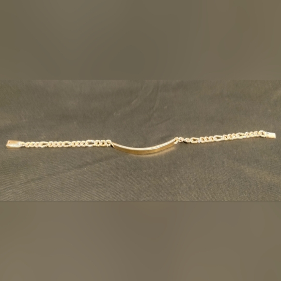 Child's Bracelet Vintage Gold Plated 7.5" (#105) - Picture 1 of 2